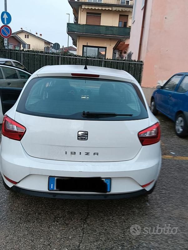 Second-hand Seat Ibiza 75 CP (55 kW) 2017 Alb Berlinǎ