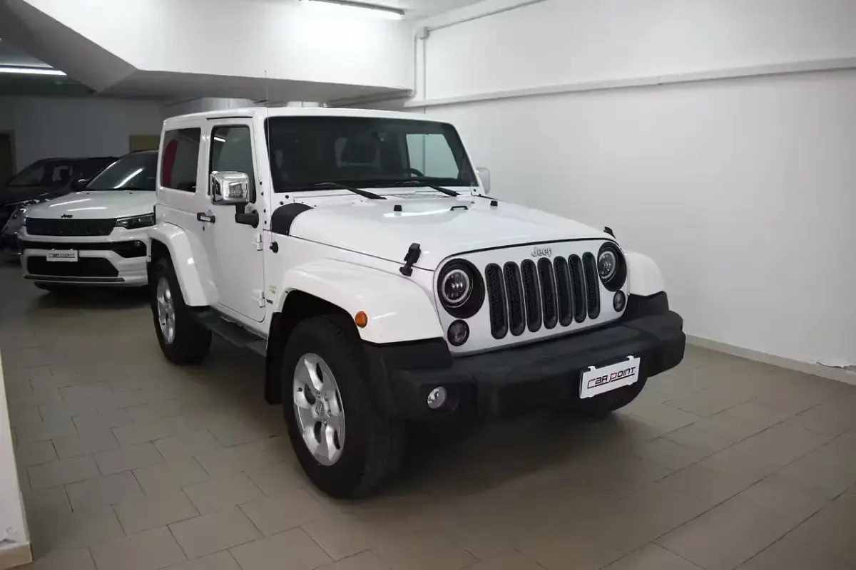 Usata Jeep Wrangler Unlimited Sahara 200 CV (147 kW) 2014 Bianco SUV
