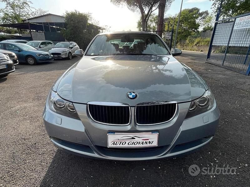 Usata BMW 320 149 CV (109 kW) 2007 Blu Berlina