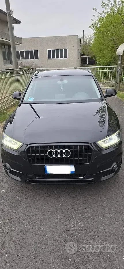 Usata Audi Q3 140 CV (102 kW) 2013 Nero SUV