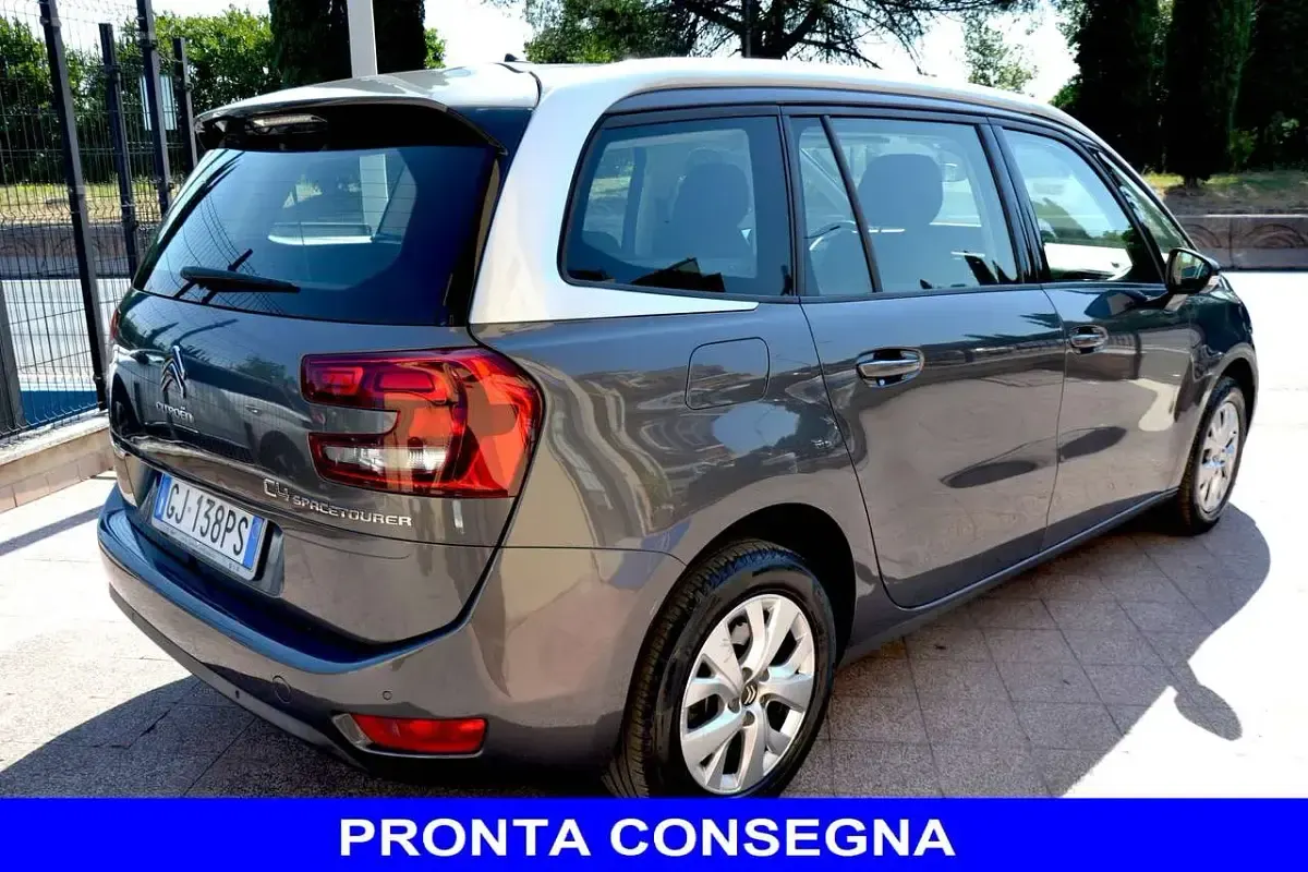 Usata Citroën C4 SpaceTourer Business Class 131 CV (96 kW) 2022 Grigio Monovolume