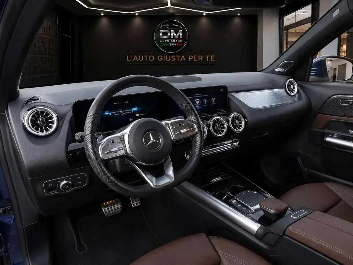 Usata Mercedes GLA250 Premium 160 CV (117 kW) 2023 Blu/azzurro SUV