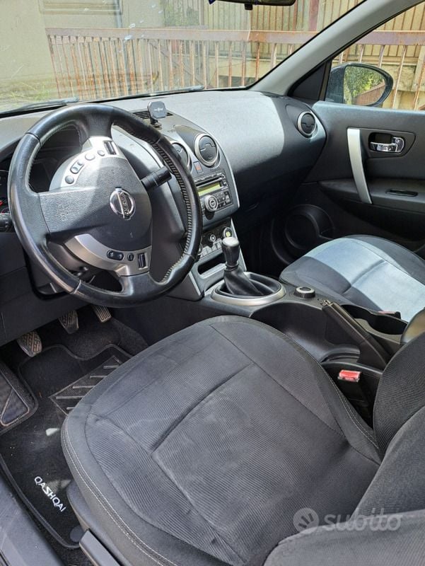 Usata Nissan Qashqai 150 CV (110 kW) 2010 Nero SUV