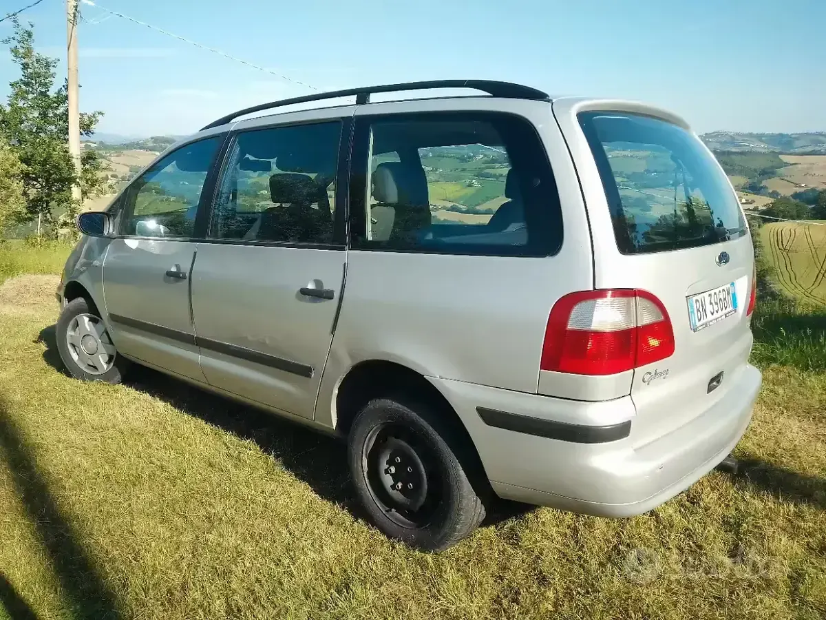 Usata Ford Galaxy 116 CV (85 kW) 2000 Monovolume