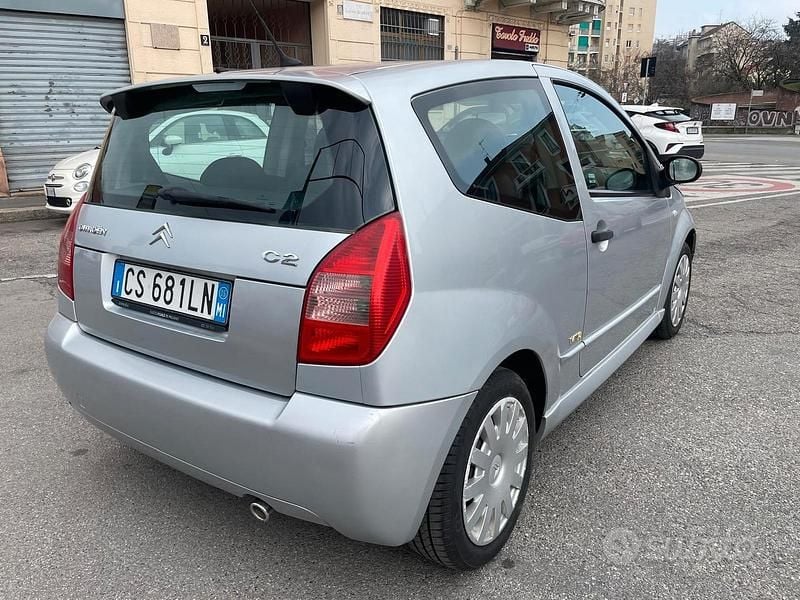 Usata Citroën C2 VTR Sport 73 CV (53 kW) 2005 Grigio Utilitaria