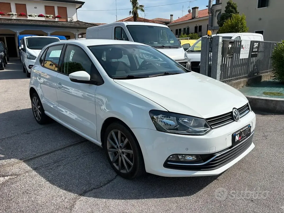 Usata VW Polo Highline 90 CV (66 kW) 2017 Bianco Berlina