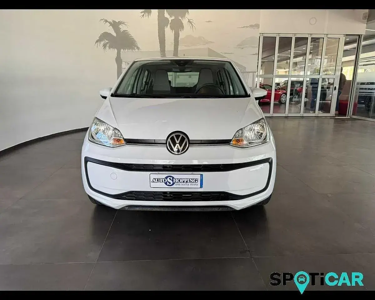 Begagnad VW up! move up! 65 HK (47 kW) 2023 Vit Halvkombi