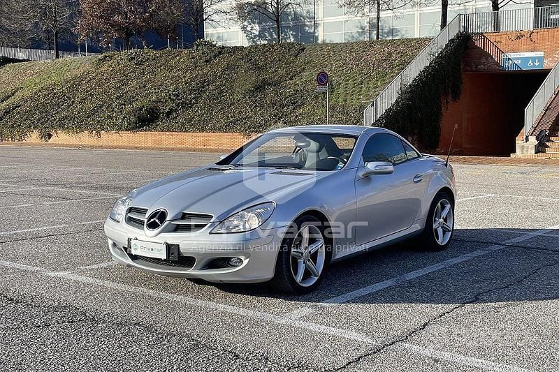 Usata Mercedes SLK200 163 CV (119 kW) 2006 Grigio Cabrio