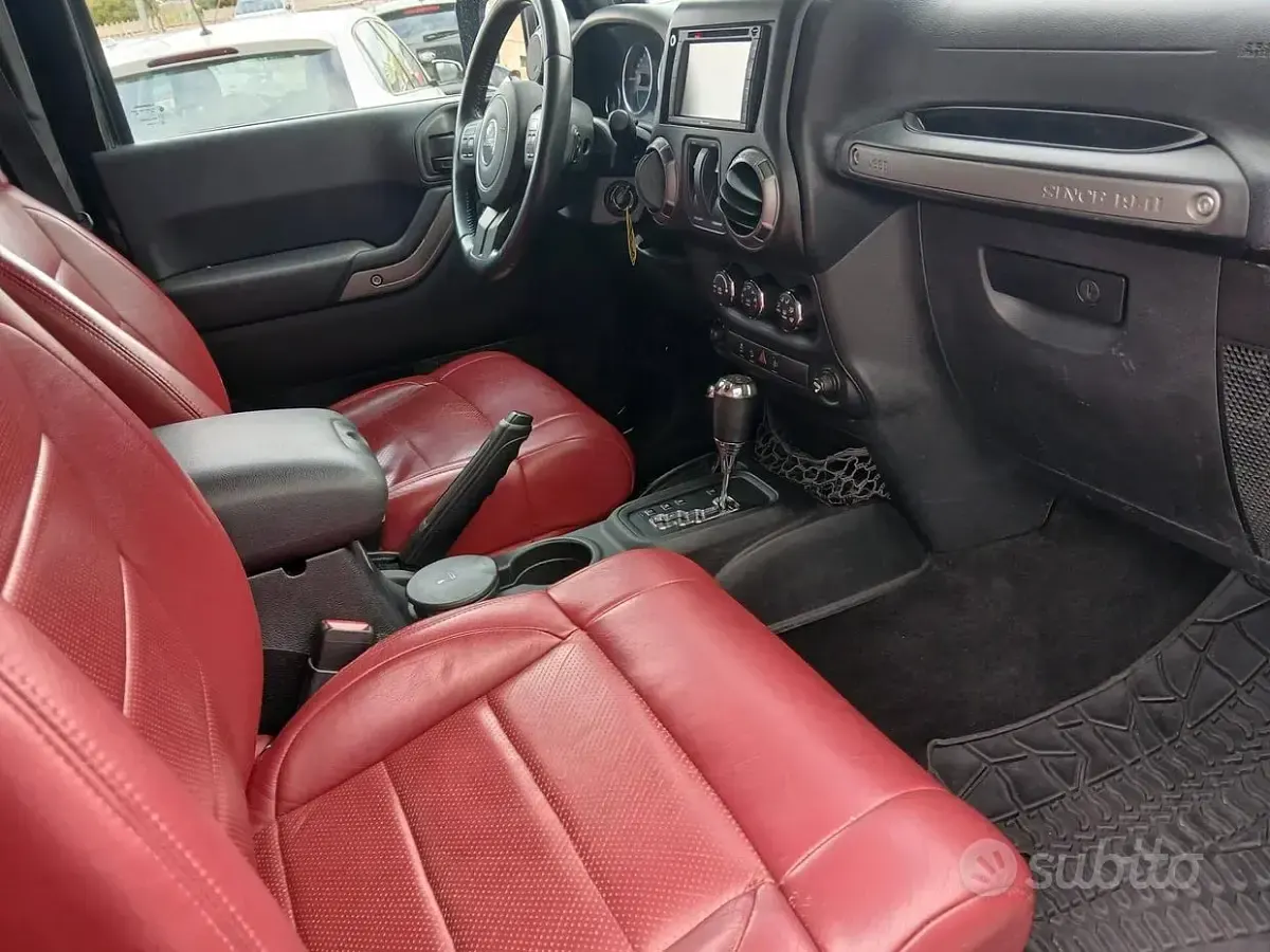 Usata Jeep Wrangler Sport 200 CV (147 kW) 2013 Nero SUV