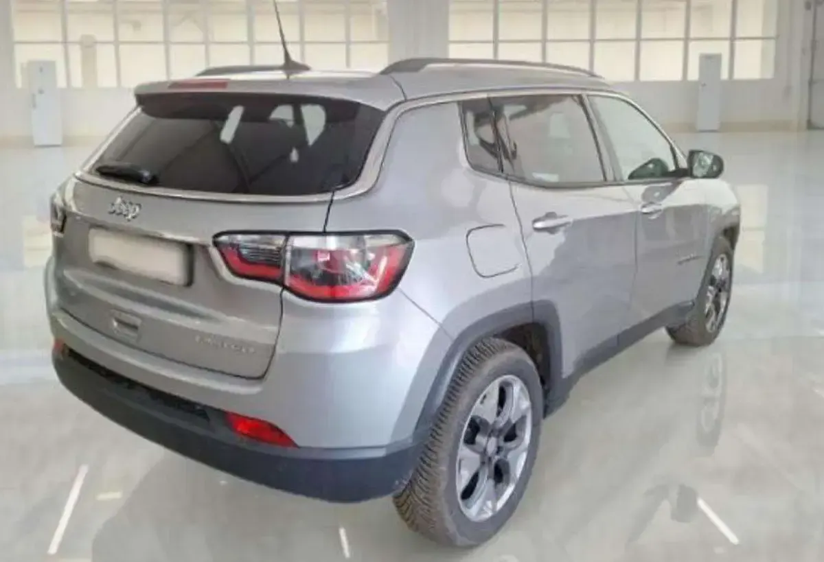 Usata Jeep Compass Limited 120 CV (88 kW) 2020 Grigio scuro SUV