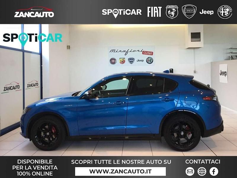 Blu/azzurro Usata 2024 Alfa Romeo Stelvio Veloce SUV | 39.200 € (Buon prezzo) - Immagine 1/4
