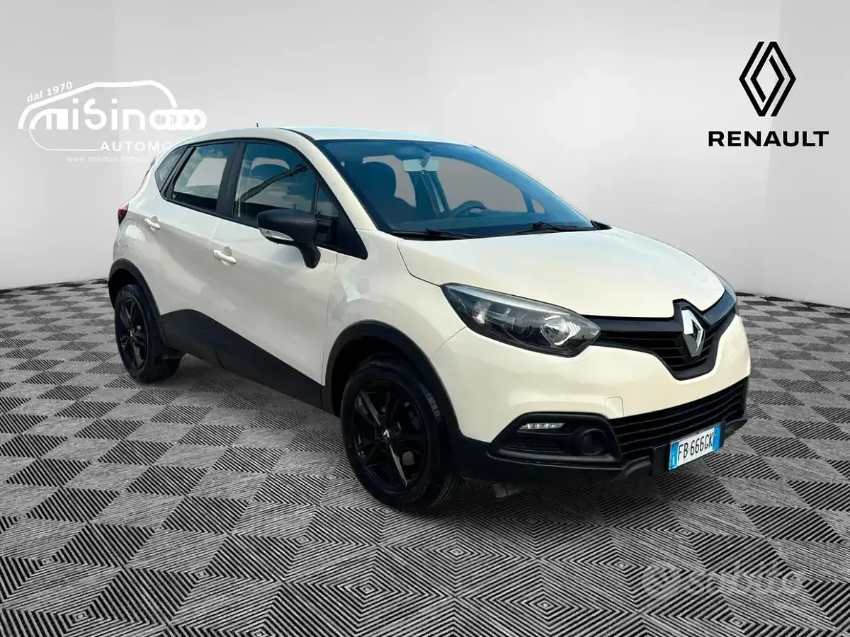 Usata Renault Captur Intens 90 CV (66 kW) 2015 Beige SUV