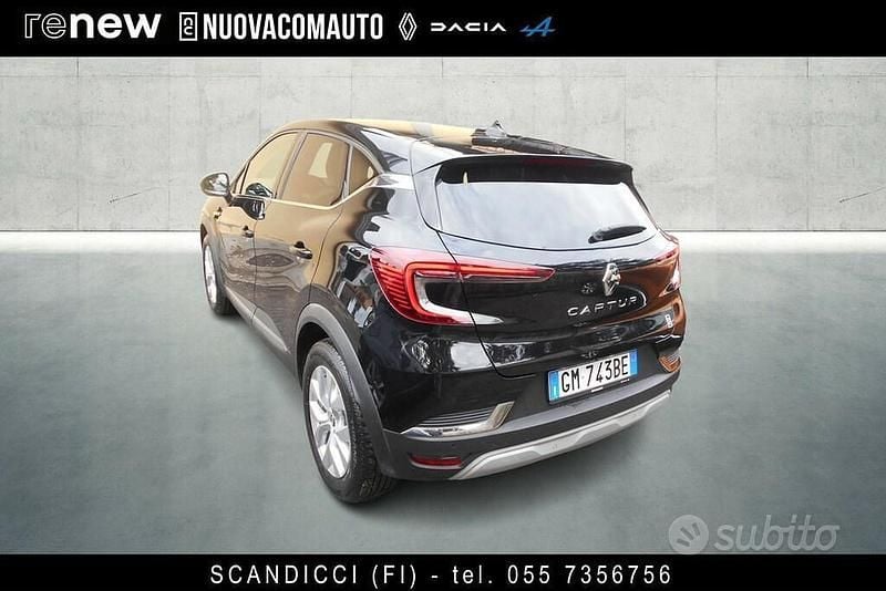Usata Renault Captur Intens 101 CV (74 kW) 2022 Nero SUV
