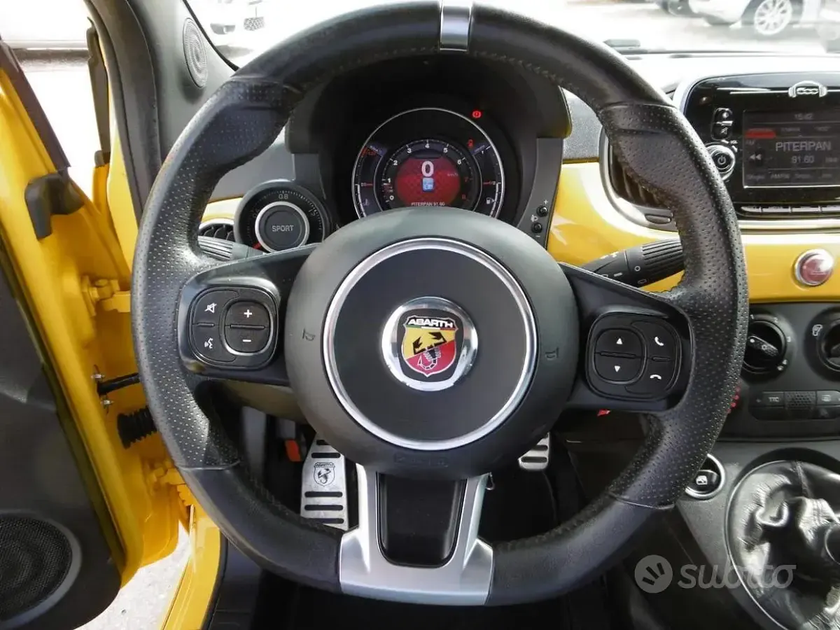 Usata Abarth 595 145 CV (106 kW) 2017 Giallo Utilitaria