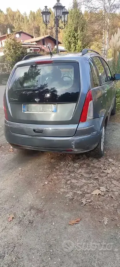 Usata Lancia Musa 2013