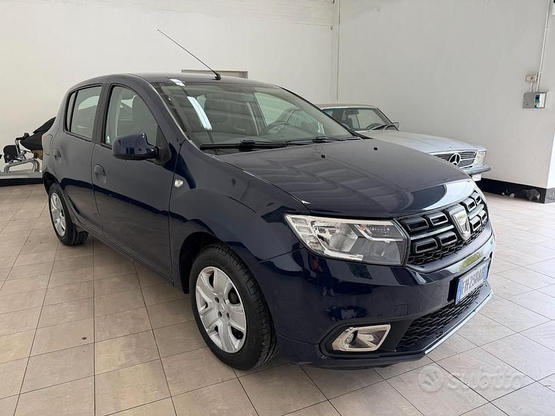 Usata Dacia Sandero 75 CV (55 kW) 2018 Blu Berlina