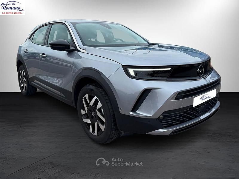 Usata Opel Mokka Elegance 102 CV (75 kW) 2024 Grigio chiaro SUV