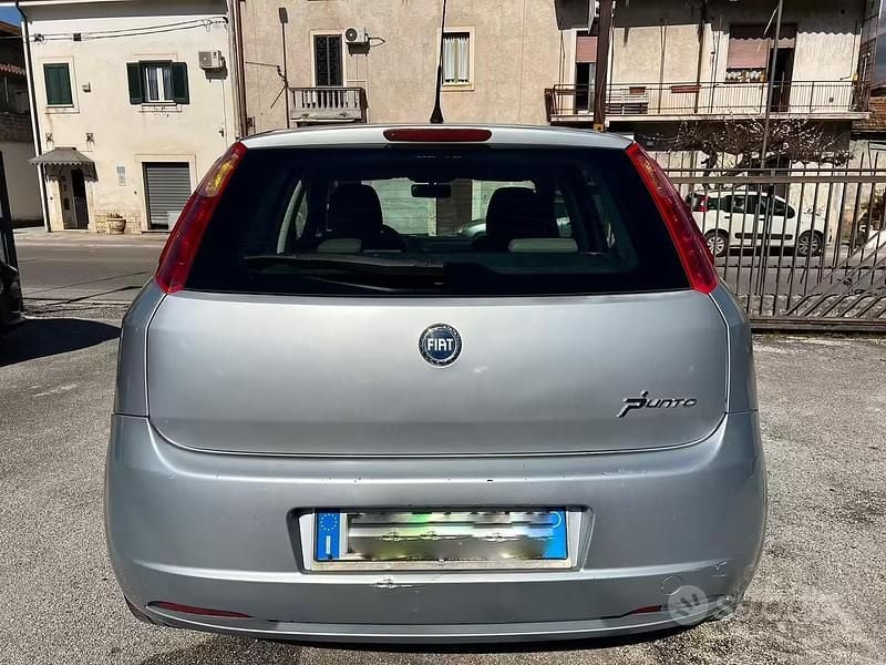 Usata Fiat Grande Punto 2006 Utilitaria