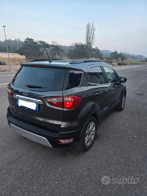 Usata Ford Ecosport 125 CV (91 kW) 2022 Grigio SUV