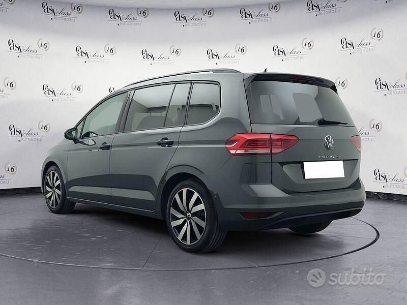 Usata VW Touran Highline 150 CV (110 kW) 2025 Grigio Monovolume
