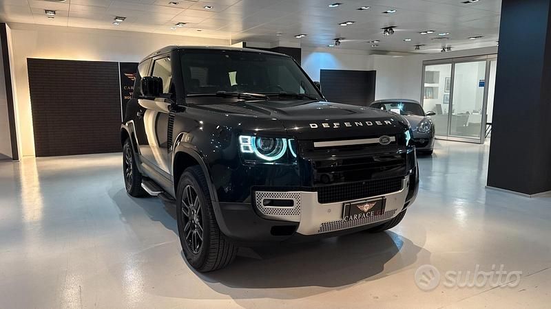Nero Usata 2023 Land Rover Defender SUV | 66.500 € (Molto cara) - Immagine 1/4