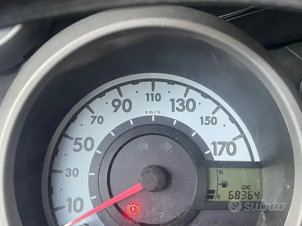 Usata Toyota Aygo 67 CV (49 kW) 2006 Utilitaria