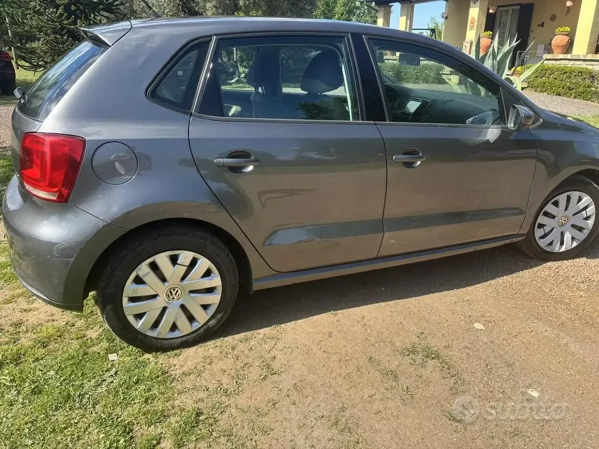 Usata VW Polo 75 CV (55 kW) 2009 Grigio Utilitaria