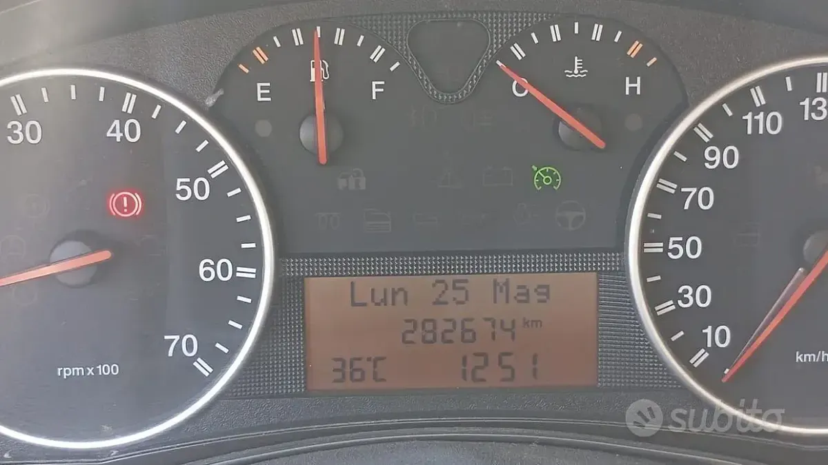 Usata Fiat Croma 150 CV (110 kW) 2006 Grigio Station wagon