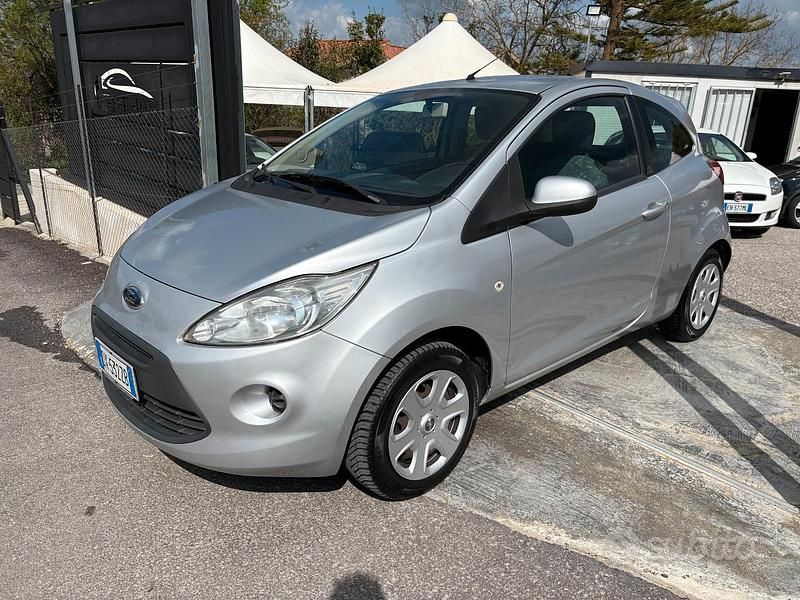 Usata Ford Ka Titanium 75 CV (55 kW) 2009 Grigio Utilitaria