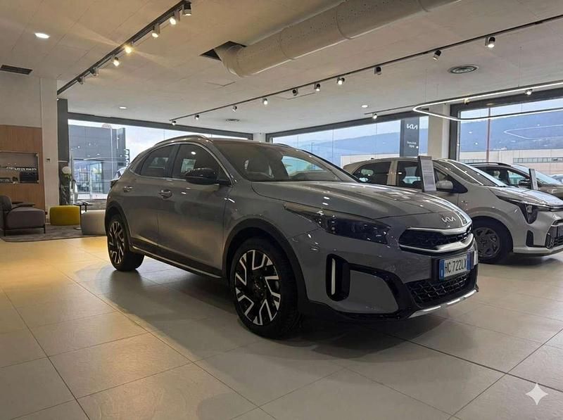 Nuova Kia XCeed Urban 120 CV (88 kW) 2026 Grigio SUV
