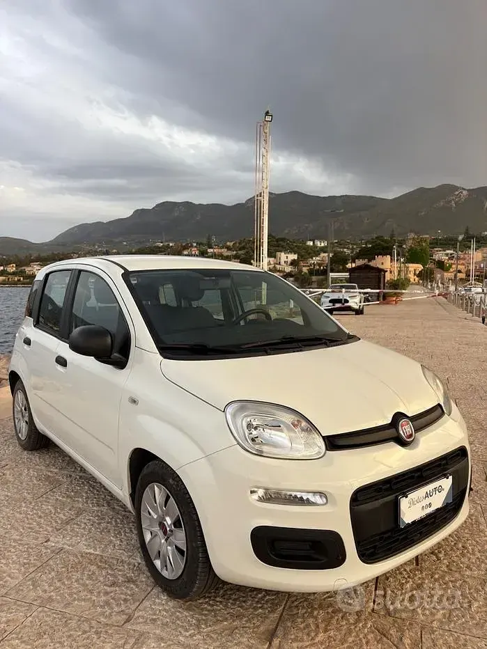 Usata Fiat Panda 69 CV (50 kW) 2017 Bianco Utilitaria