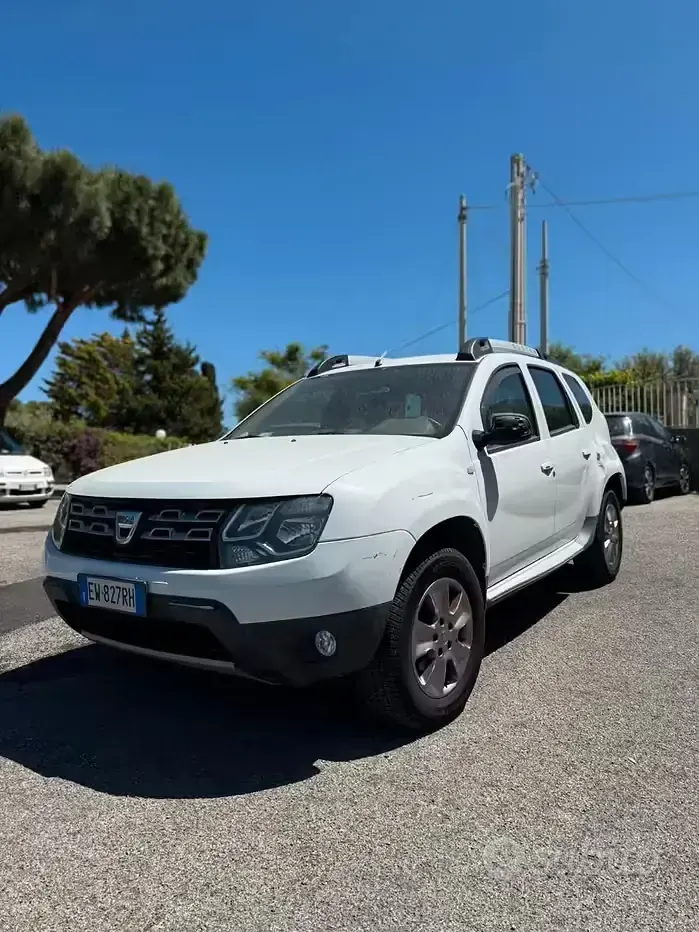 Usata Dacia Duster 109 CV (80 kW) 2014 Bianco SUV