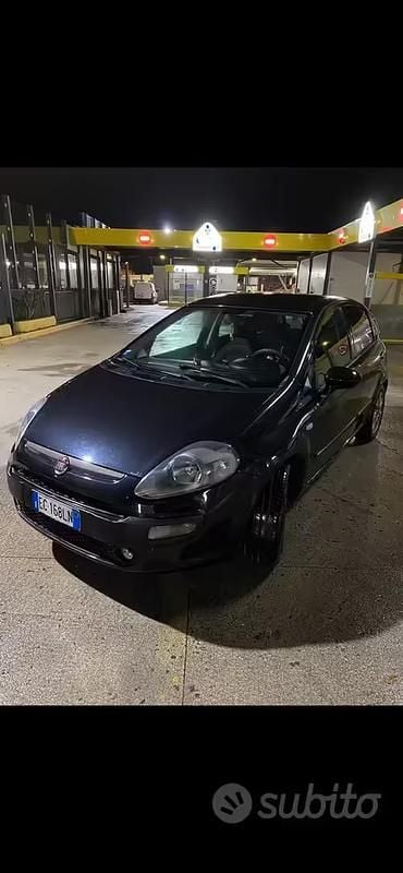 Usata Fiat Punto Evo 75 CV (55 kW) 2010 Nero Utilitaria