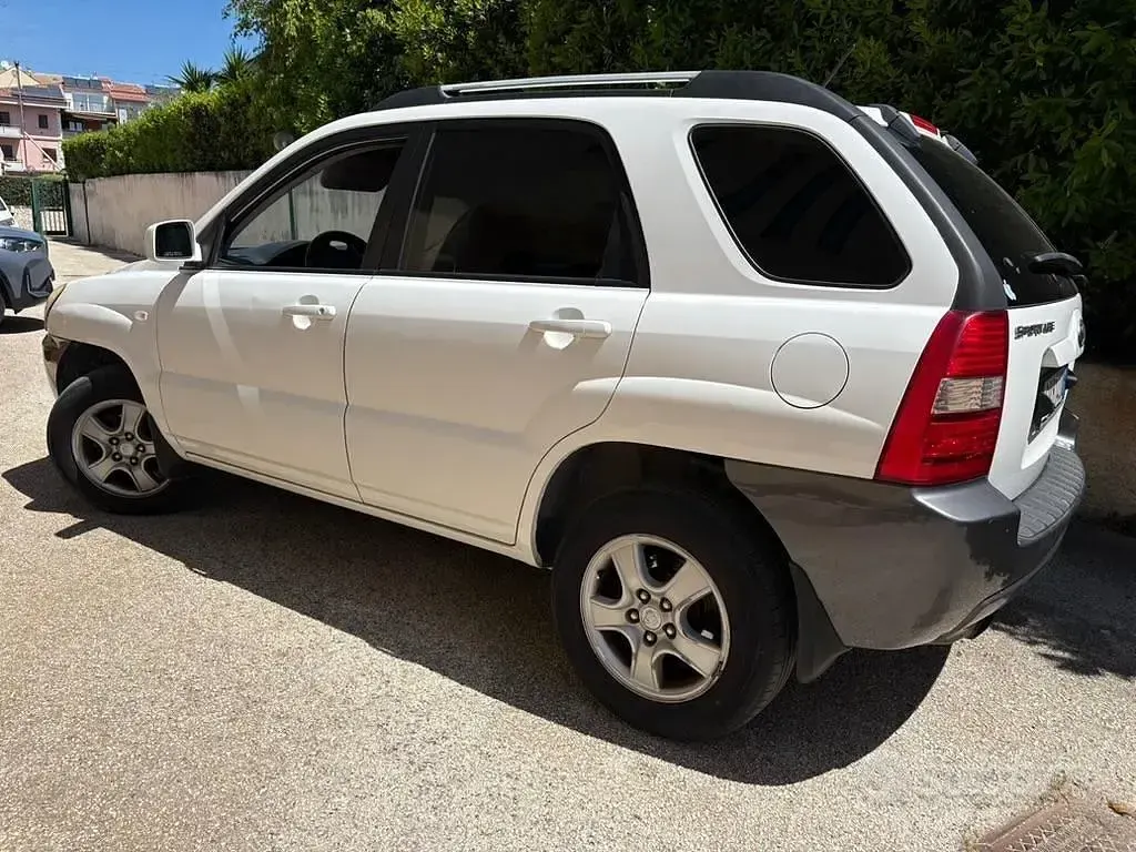 Usata Kia Sportage 112 CV (82 kW) 2005 Bianco SUV