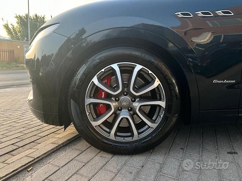 Usata Maserati Levante GranLusso 275 CV (202 kW) 2018 Nero SUV