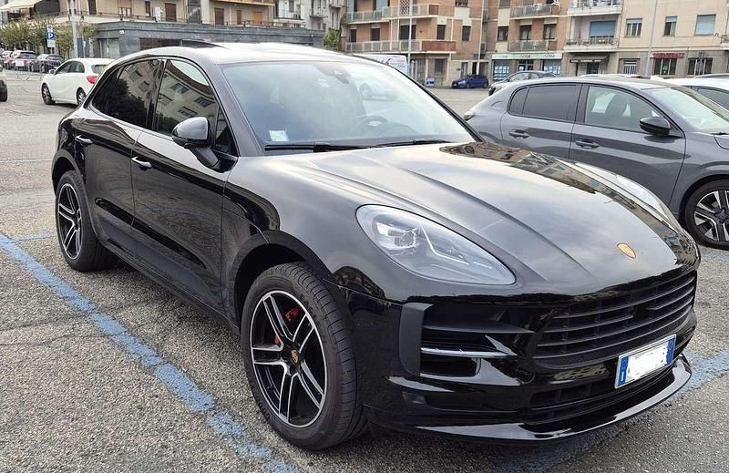 Nero Usata 2019 Porsche Macan SUV | 45.000 € (Buon prezzo) - Immagine 1/4
