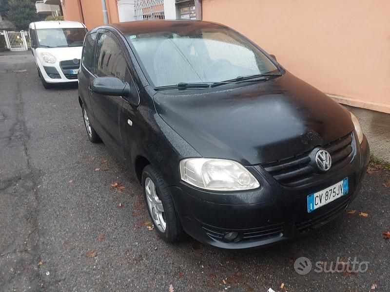 Nero Usata 2005 VW Fox Due volumi | 1700 € (Buon prezzo) - Immagine 1/4
