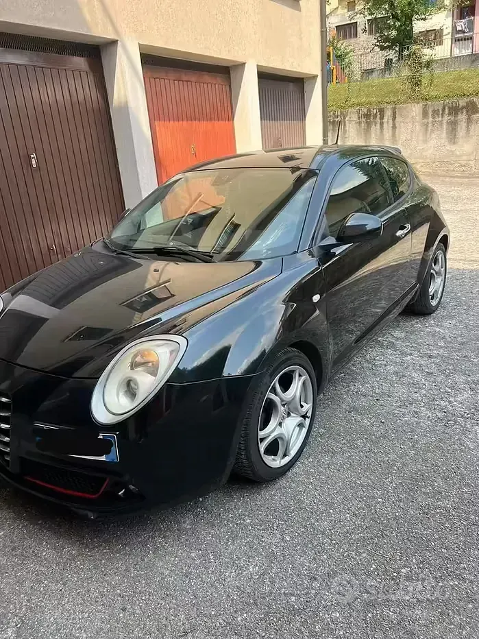 Begagnad Alfa Romeo MiTo 2008 Svart Halvkombi