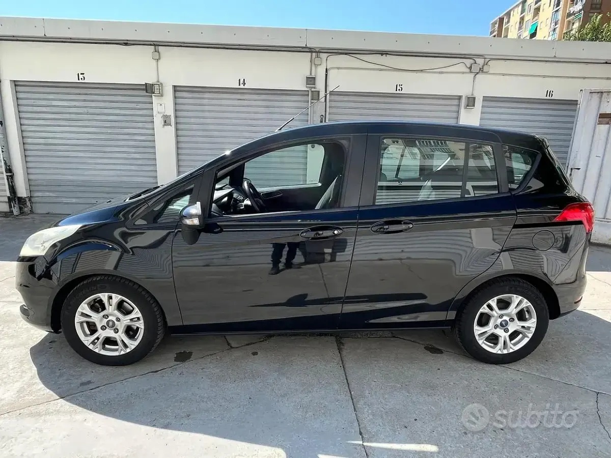 Usata Ford B-MAX Titanium 100 CV (73 kW) 2013 Nero Monovolume