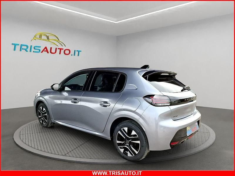 Usata Peugeot 208 Allure 101 CV (74 kW) 2024 Grigio Utilitaria