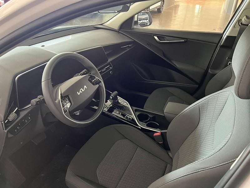 Usata Kia Niro 129 CV (94 kW) 2025 Bianco SUV