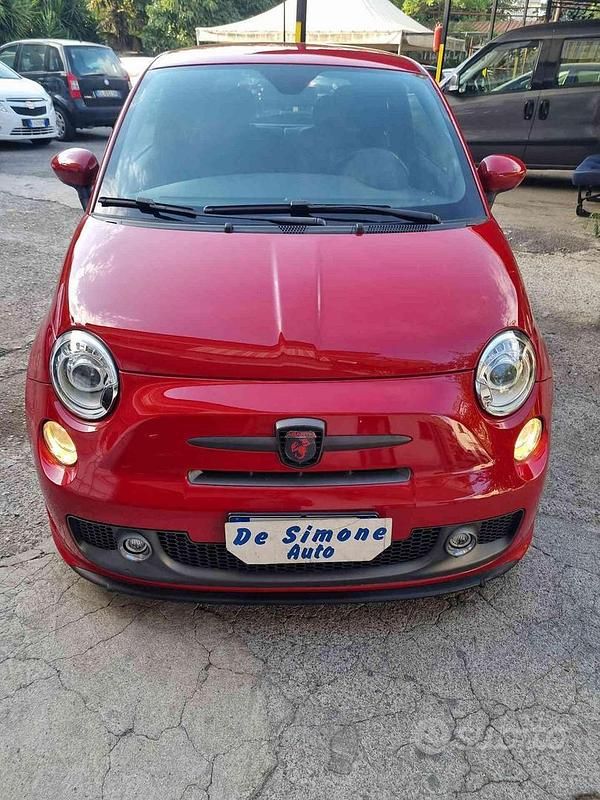 Usata Abarth 595 Turismo 165 CV (121 kW) 2016 Rosso metallizzato Utilitaria