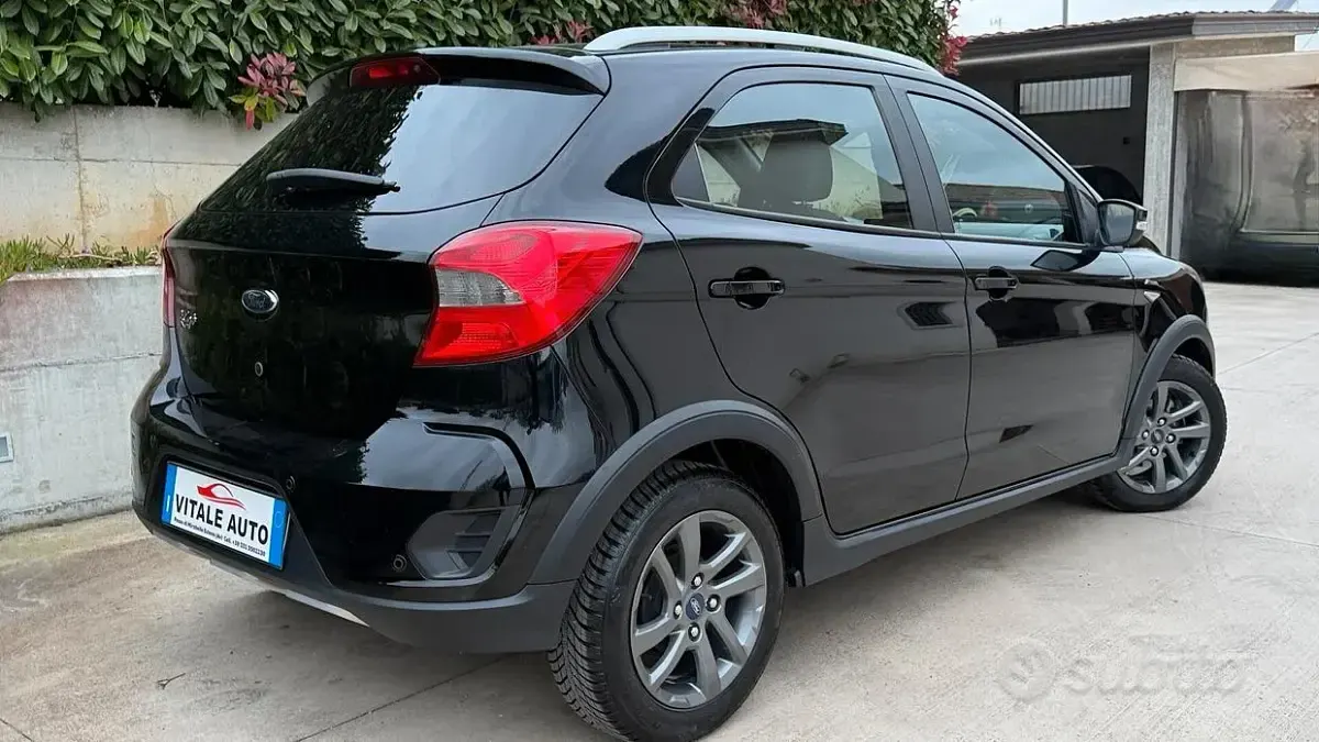 Usata Ford Ka Plus Active 86 CV (63 kW) 2019 Nero Utilitaria