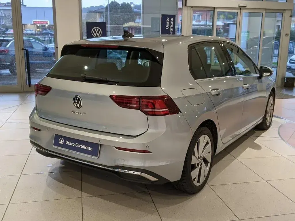 Occasion VW Golf VIII Style 150 ch (110 kW) 2025 Gris