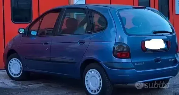 Usata Renault Scénic 107 CV (78 kW) 1999 Monovolume