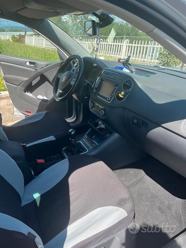 Usata VW Tiguan 140 CV (102 kW) 2013 Grigio SUV