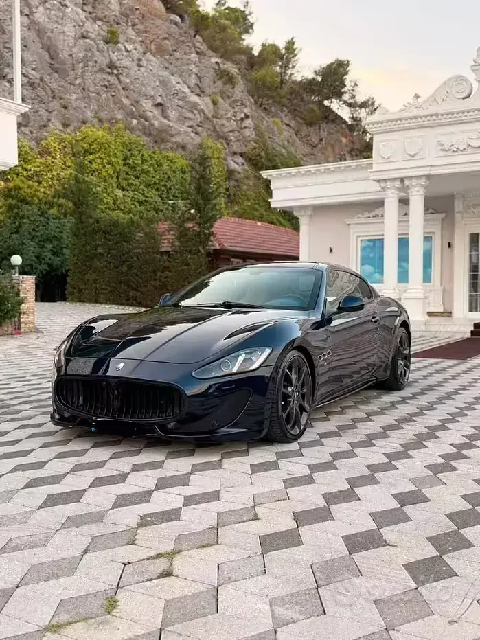Usata Maserati Granturismo 460 CV (338 kW) 2015 Bluazzurro Coupé
