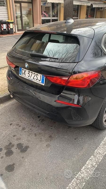 Usata BMW 118 Advantage 140 CV (102 kW) 2020 Nero Utilitaria