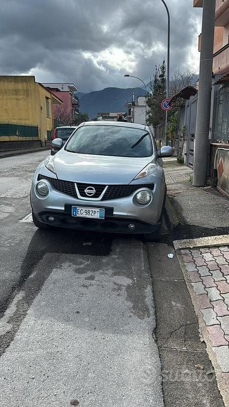 Usata Nissan Juke 110 CV (80 kW) 2011 Grigio SUV