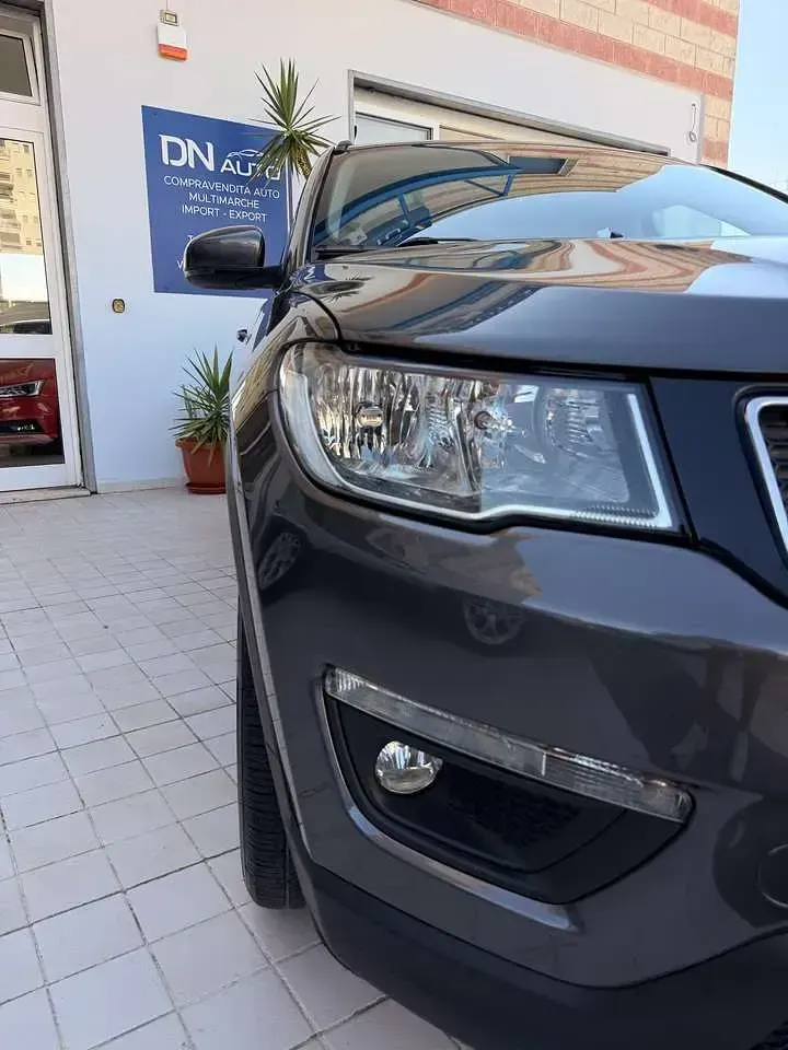 Usata Jeep Compass Longitude 120 CV (88 kW) 2019 Grigio SUV